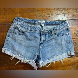 Vintage SO Wear It Declare It Y2K Denim Cut-Off Shorts - Junior Size 9
